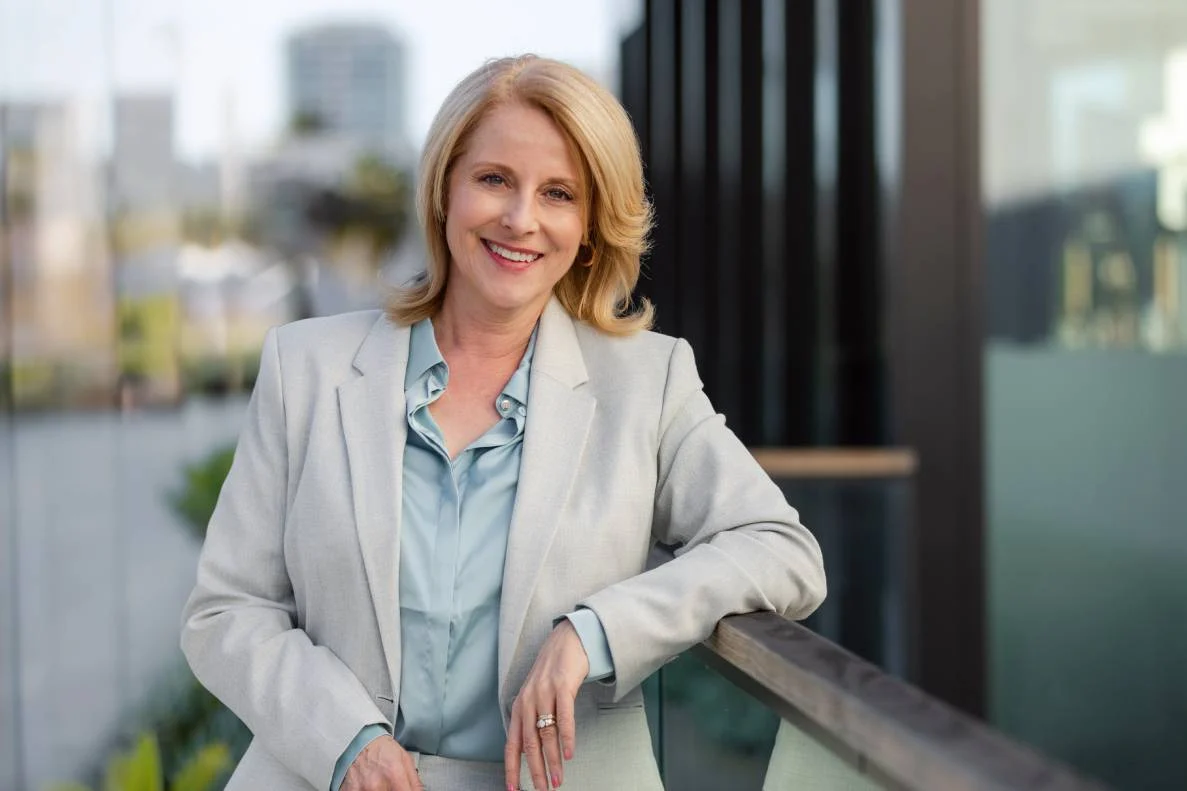 smiling business woman